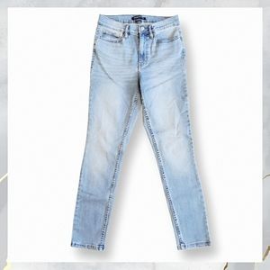 EUC! Calvin Klein High Rise Skinny Jeans Women's Size 6 Light Washed Denim